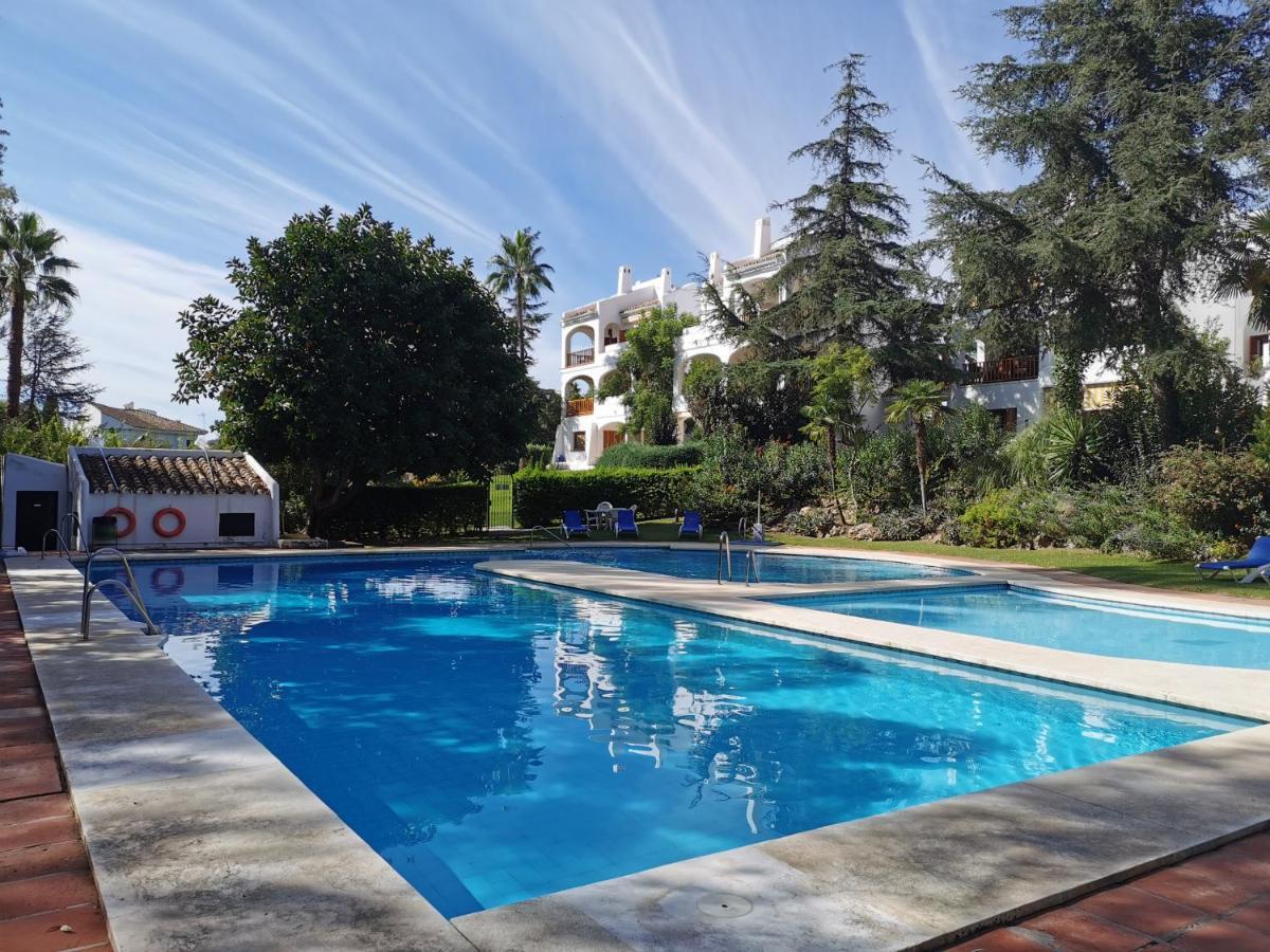 Nueva Andalucia - Penthouse Apartment Marbella Exterior photo